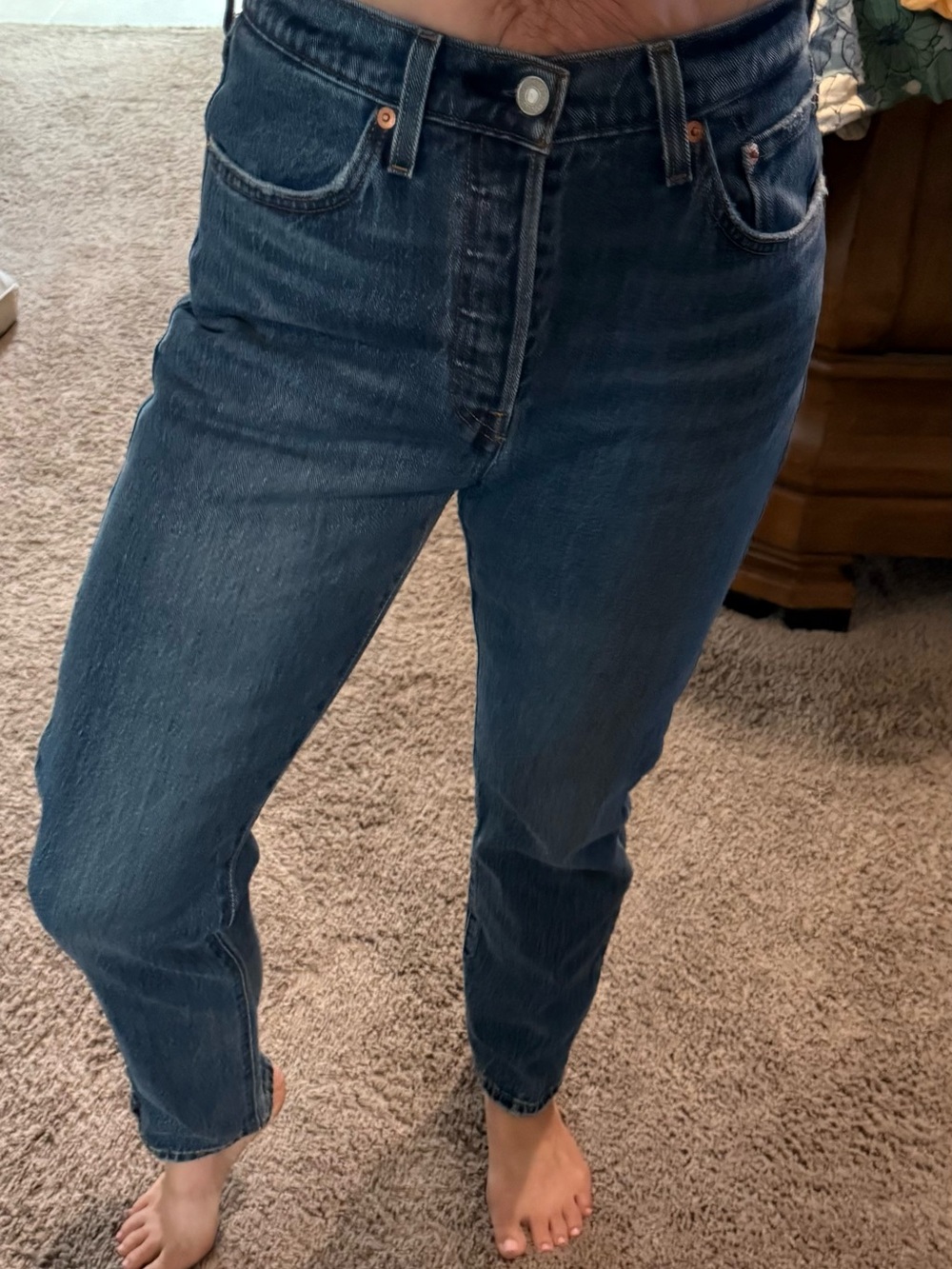 Levi's High-Rise Straight Jeans in Dark Blue